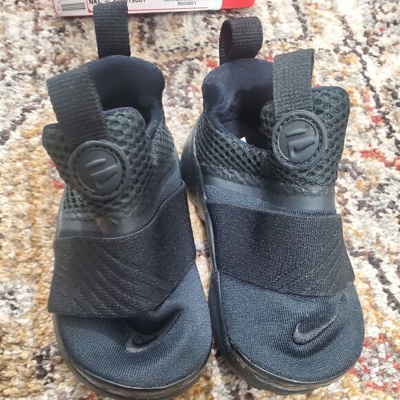 BNIB Nike Presto Extreme SE RUNS SMALL Black/black TD Toddler Size 8c - Picture 1 of 6
